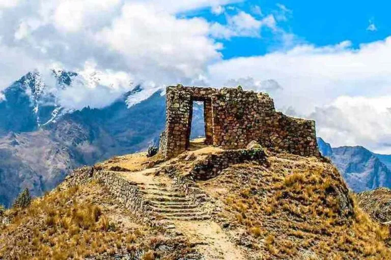 Thumbnail image for Intipunku: The Sun Gate in Ollantaytambo